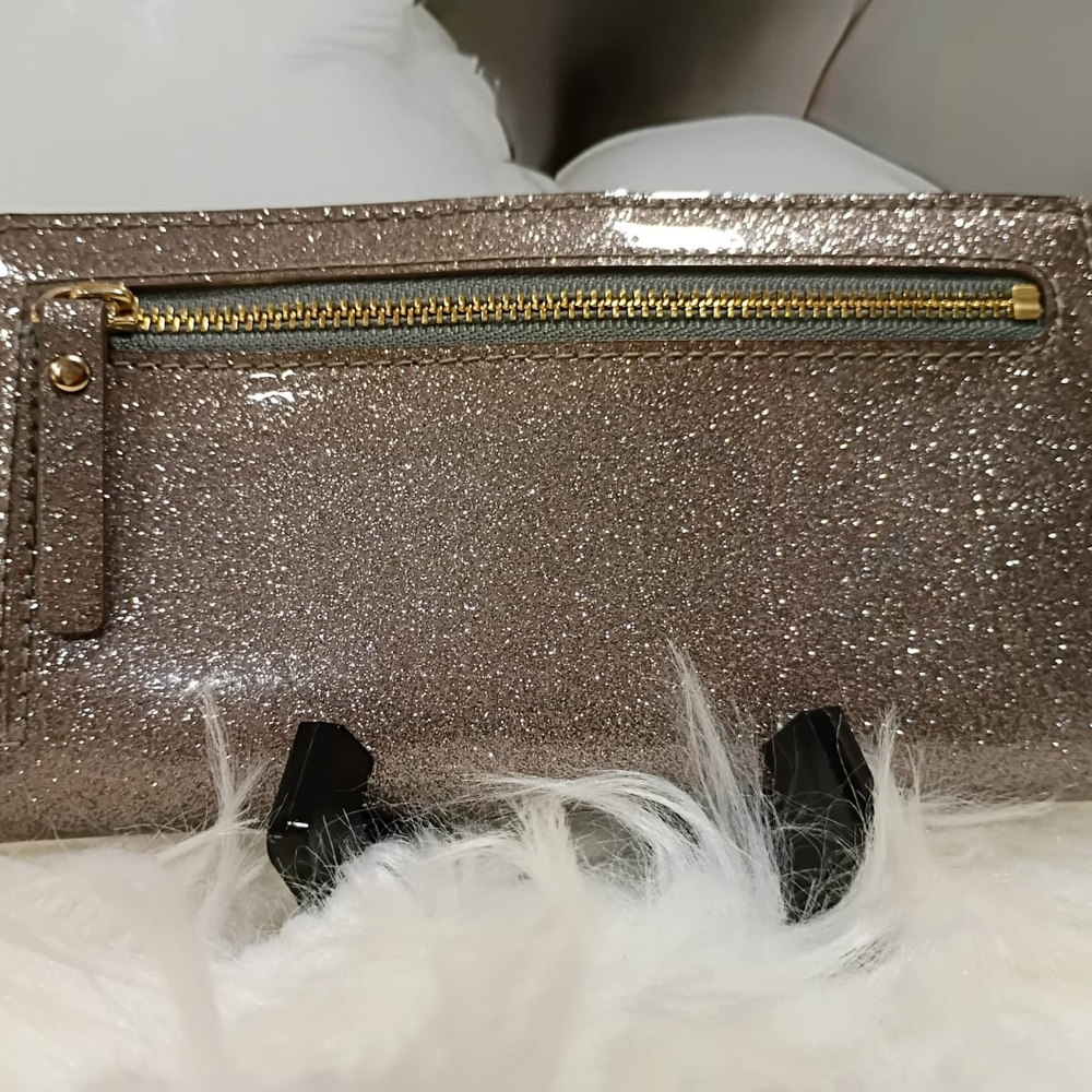 Kate Spade Ivory Wallet - Picture 6 of 6